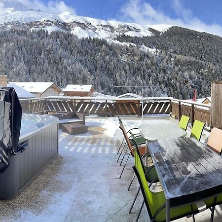 La Grange A Coco Avec Jacuzzi Villa Bourg-Saint-Pierre Exterior foto