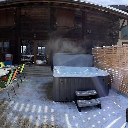 La Grange A Coco Avec Jacuzzi Villa Bourg-Saint-Pierre Exterior foto