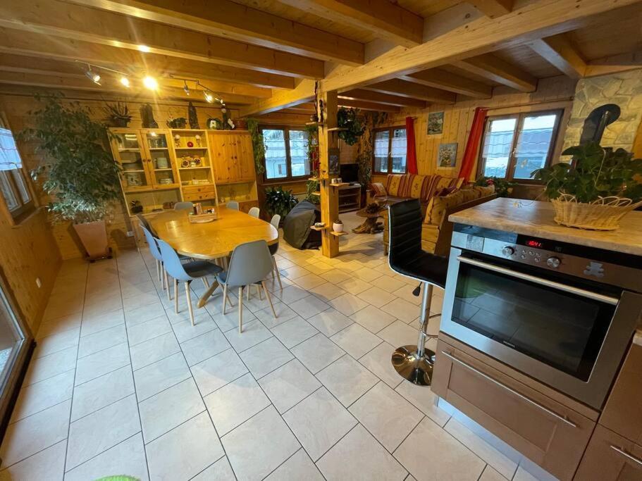 La Grange A Coco Avec Jacuzzi Villa Bourg-Saint-Pierre Exterior foto